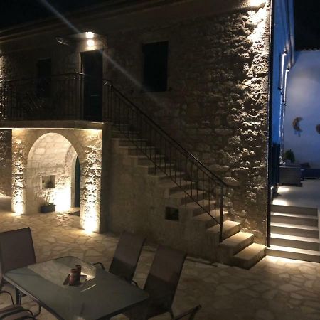 Villa Charonia Spanokhorion ภายนอก รูปภาพ