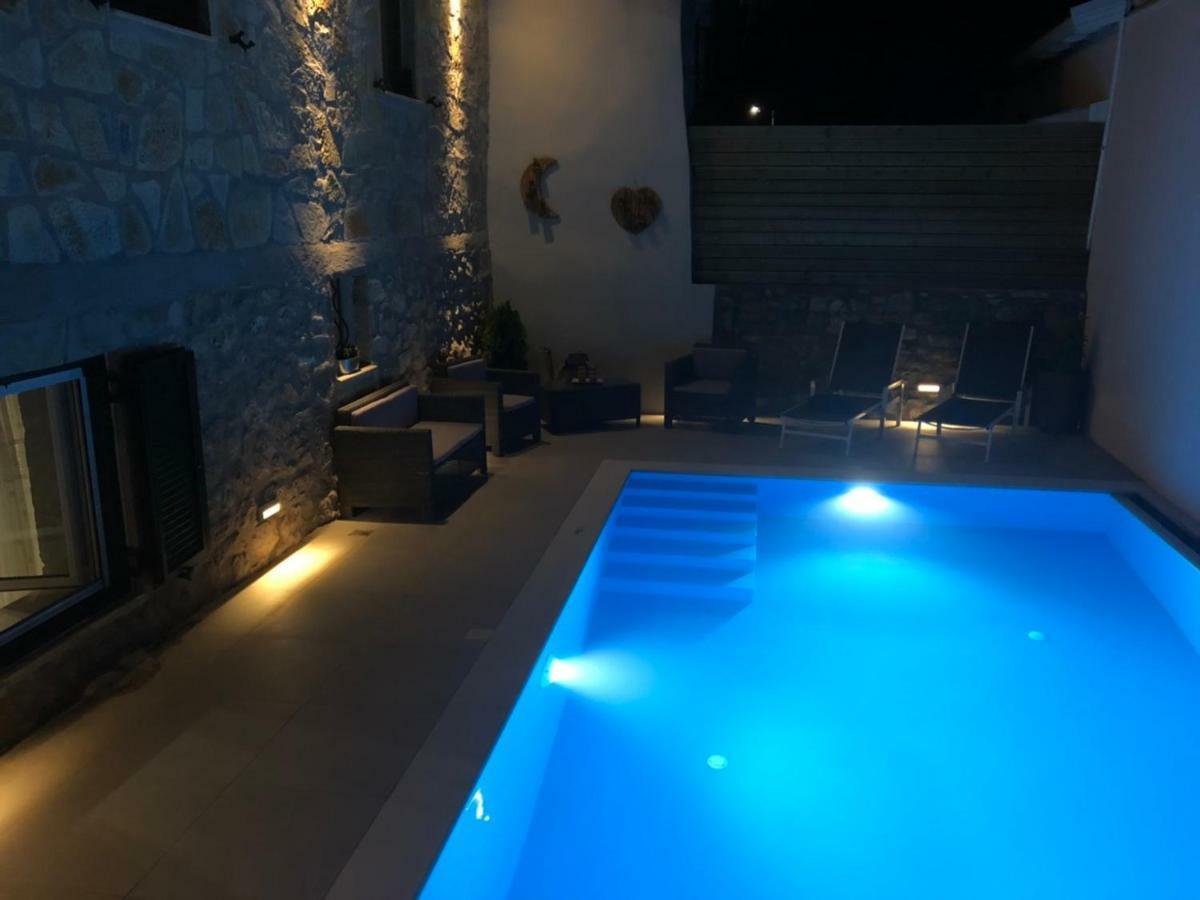 Villa Charonia Spanokhorion ภายนอก รูปภาพ